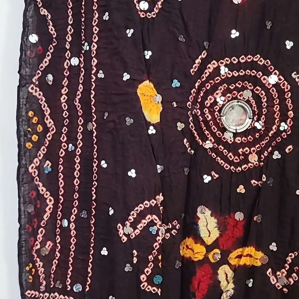 Woman's Scarf Dupatta Hand Stitched 81”x 38” Women's COOP, Sawai Madhapur, India